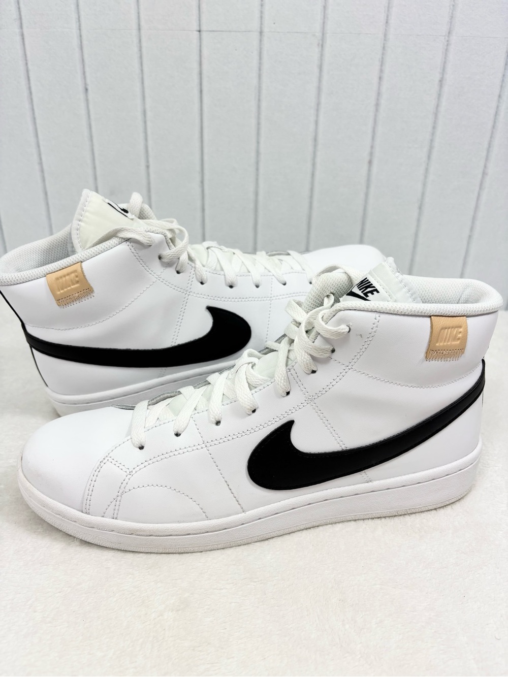 Nike Court Royale 2 Mid Men Sneakers White and Black Size 10